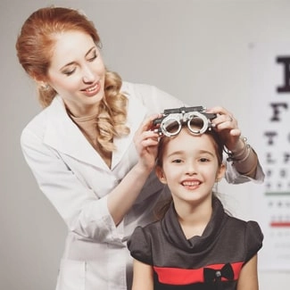 Adult Eye Exam In Vaughan & Woodbridge